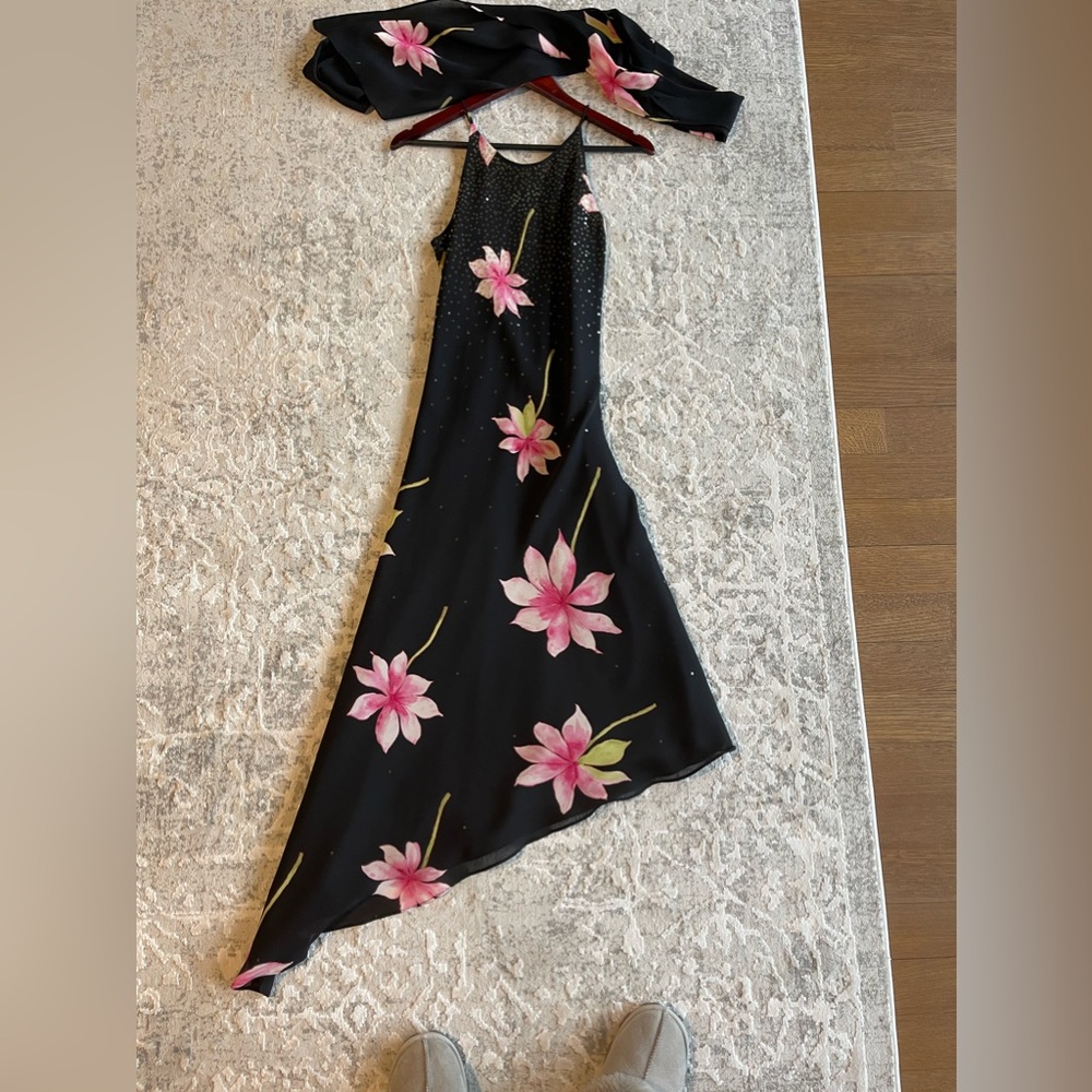 Asymmetrical long dress with matching scarf, size 8P